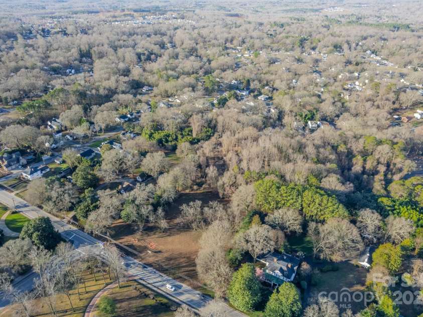 515 Winding Way, Belmont, NC 28012.  MLS# CAR4200756, YatesRealty ID 5. 