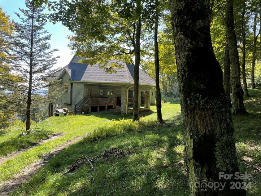 220 Hog Pen Road, Newland, NC 28657.  MLS# CAR4064509, YatesRealty ID 50. 