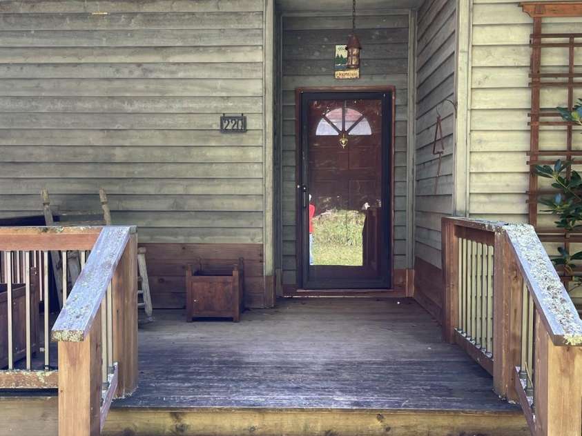 220 Hog Pen Road, Newland, NC 28657.  MLS# CAR4064509, YatesRealty ID 50. 