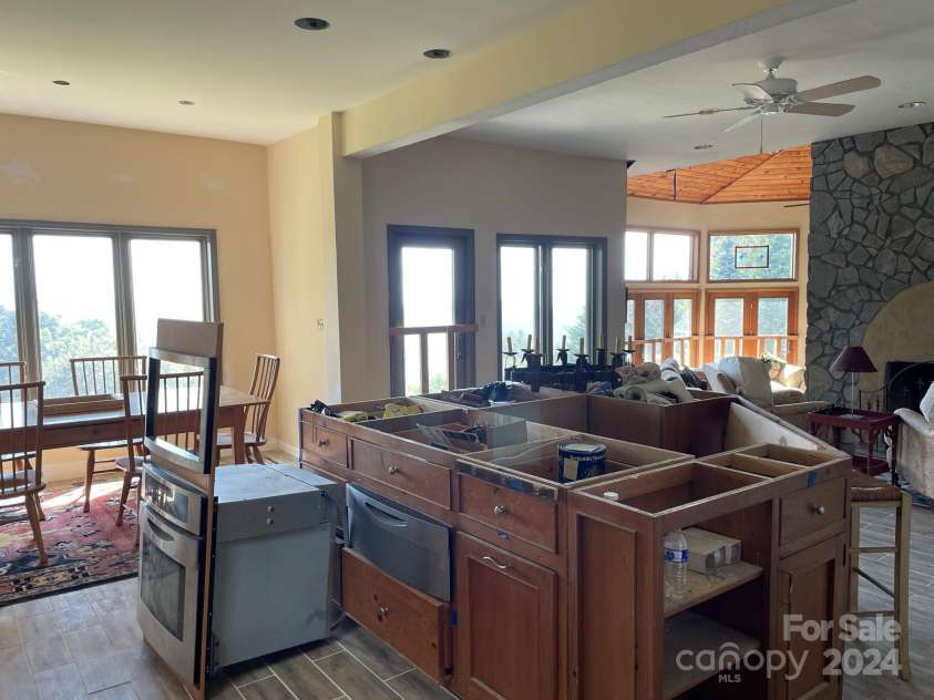 220 Hog Pen Road, Newland, NC 28657.  MLS# CAR4064509, YatesRealty ID 50. Kitchen