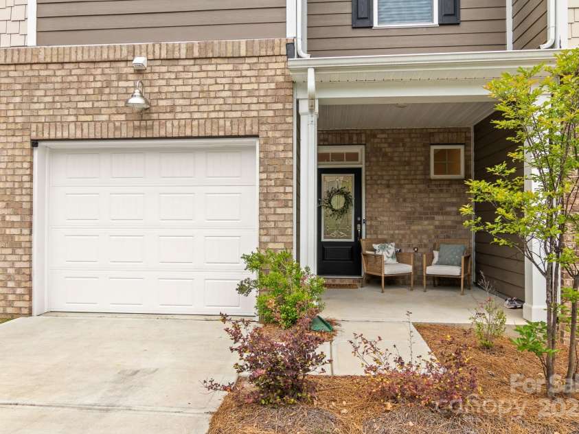 804 Gable Oak Lane, Fort Mill, SC 29708.  MLS# CAR4300419, YatesRealty ID 50. 