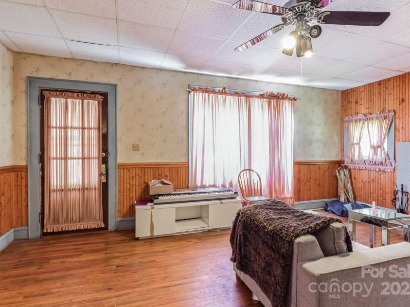 2491 Highway 274 Highway, Cherryville, NC 28021.  MLS# CAR4310737, YatesRealty ID 500. 