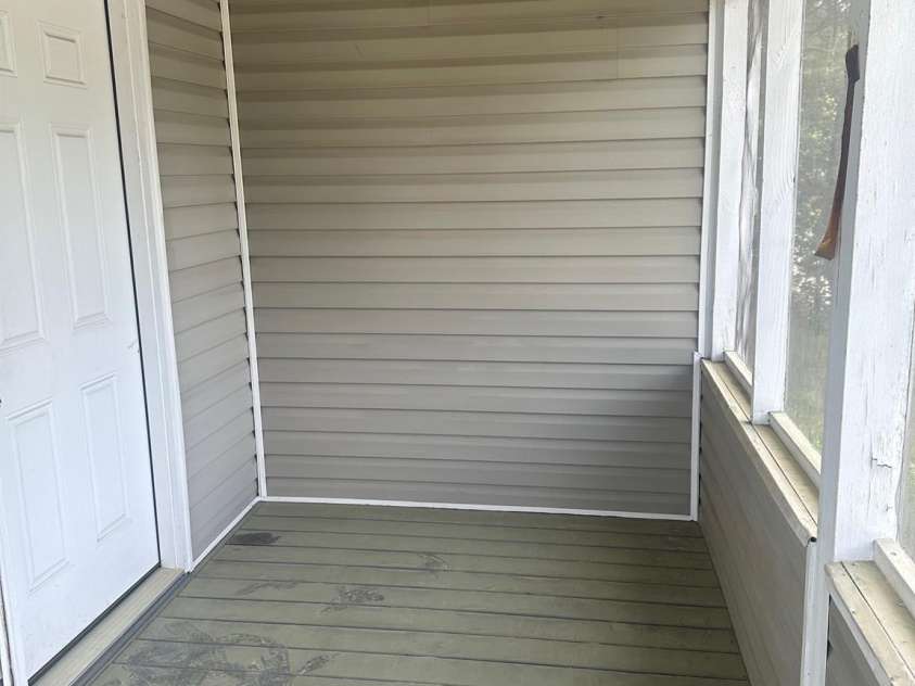 211 2nd Street, Kershaw, SC 29067.  MLS# CAR4243614, YatesRealty ID 5000. 