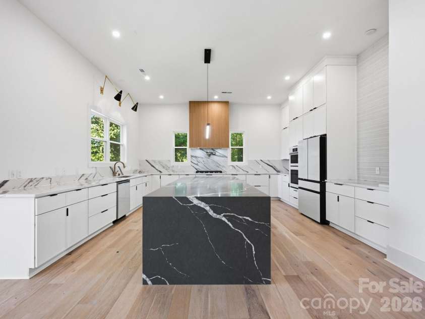 124 Clipper Lane, Mooresville, NC 28117.  MLS# CAR4408282, YatesRealty ID 50001. 