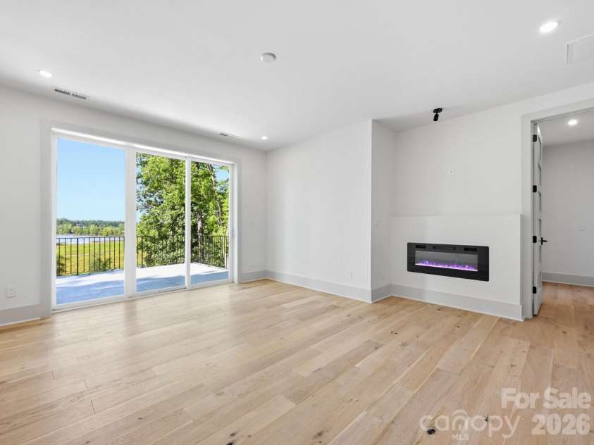 124 Clipper Lane, Mooresville, NC 28117.  MLS# CAR4408282, YatesRealty ID 50001. 