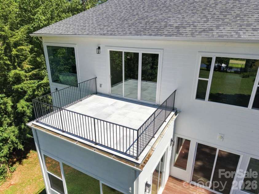 124 Clipper Lane, Mooresville, NC 28117.  MLS# CAR4408282, YatesRealty ID 50001. 