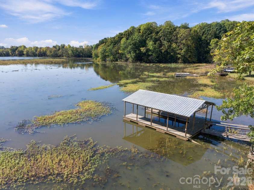 124 Clipper Lane, Mooresville, NC 28117.  MLS# CAR4408282, YatesRealty ID 50001. 