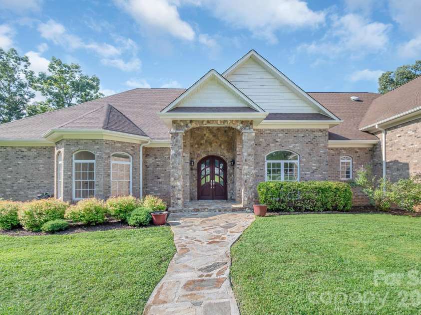 4023 Prosperity Way, Stanley, NC 28164.  MLS# CAR4420641, YatesRealty ID 50002. 