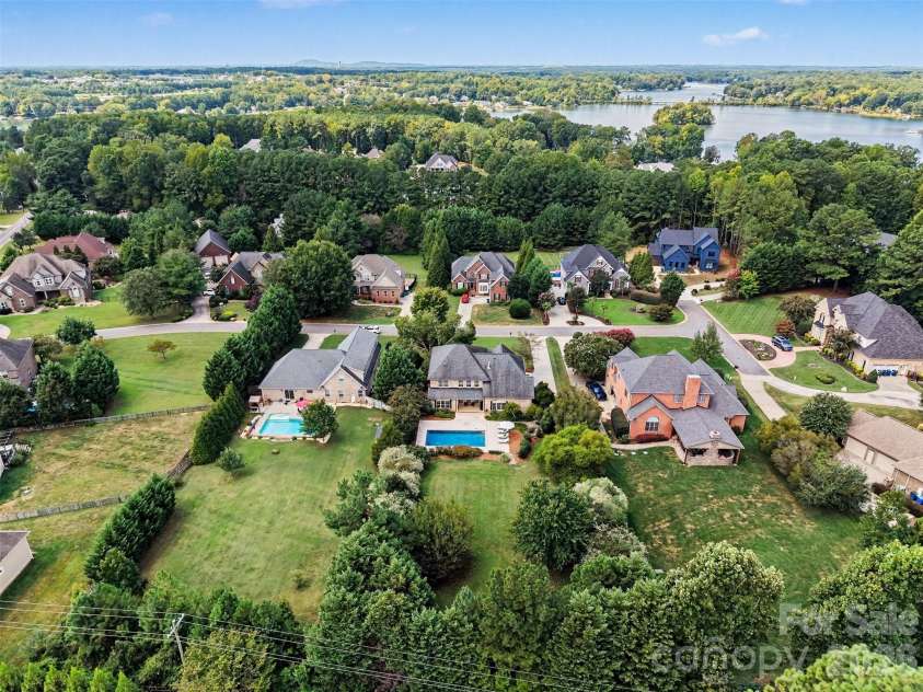 120 Palos Verde Drive, Mooresville, NC 28117.  MLS# CAR4422974, YatesRealty ID 50003. 