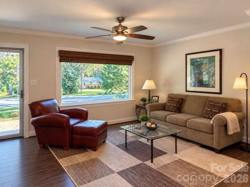 2720 Shamrock Drive, Charlotte, NC 28205.  MLS# CAR4413425, YatesRealty ID 50005. 