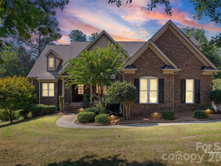 1397 Ridgewood Drive, Rock Hill, SC 29732.  MLS# CAR4423330, YatesRealty ID 50009. 