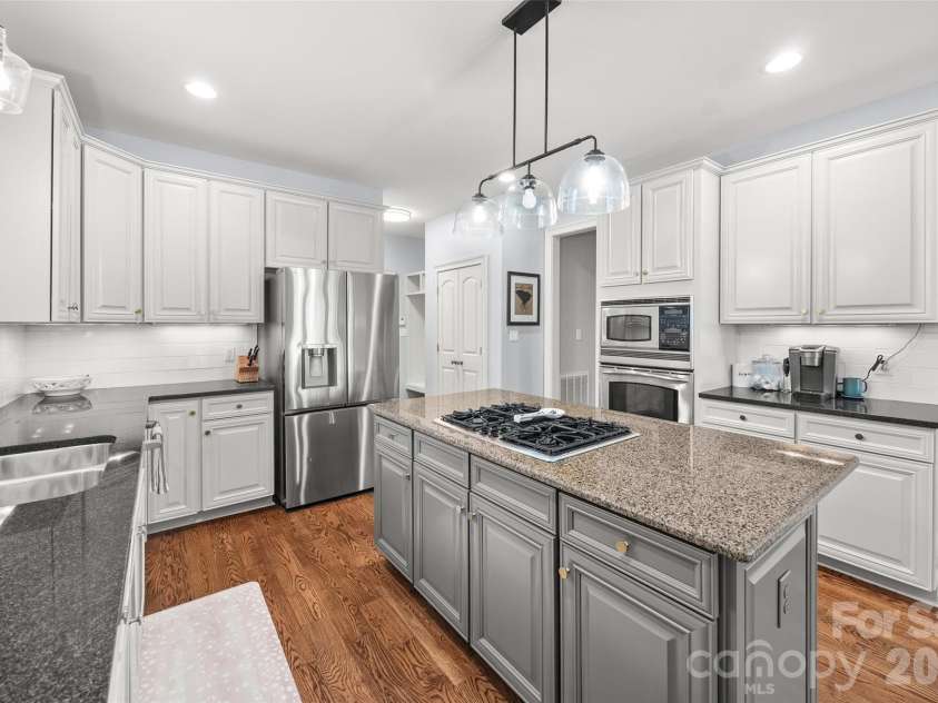 1397 Ridgewood Drive, Rock Hill, SC 29732.  MLS# CAR4423330, YatesRealty ID 50009. 