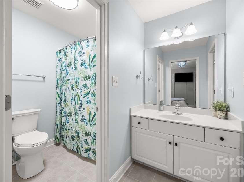 1397 Ridgewood Drive, Rock Hill, SC 29732.  MLS# CAR4423330, YatesRealty ID 50009. 