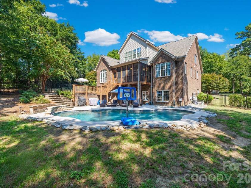 1397 Ridgewood Drive, Rock Hill, SC 29732.  MLS# CAR4423330, YatesRealty ID 50009. 