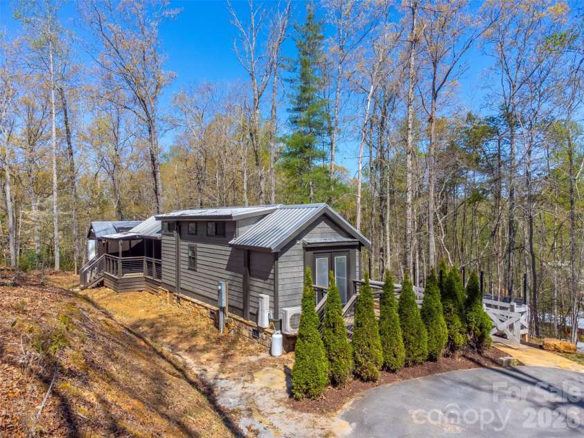 163 Simplicity Woods Drive, Franklin, NC 28734.  MLS# CAR4359834, YatesRealty ID 5001. 