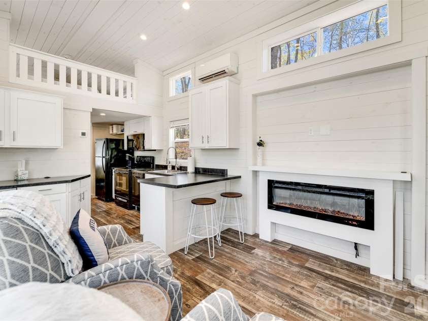 163 Simplicity Woods Drive, Franklin, NC 28734.  MLS# CAR4359834, YatesRealty ID 5001. 