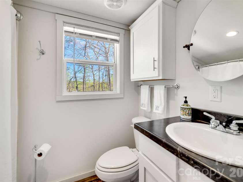 163 Simplicity Woods Drive, Franklin, NC 28734.  MLS# CAR4359834, YatesRealty ID 5001. 