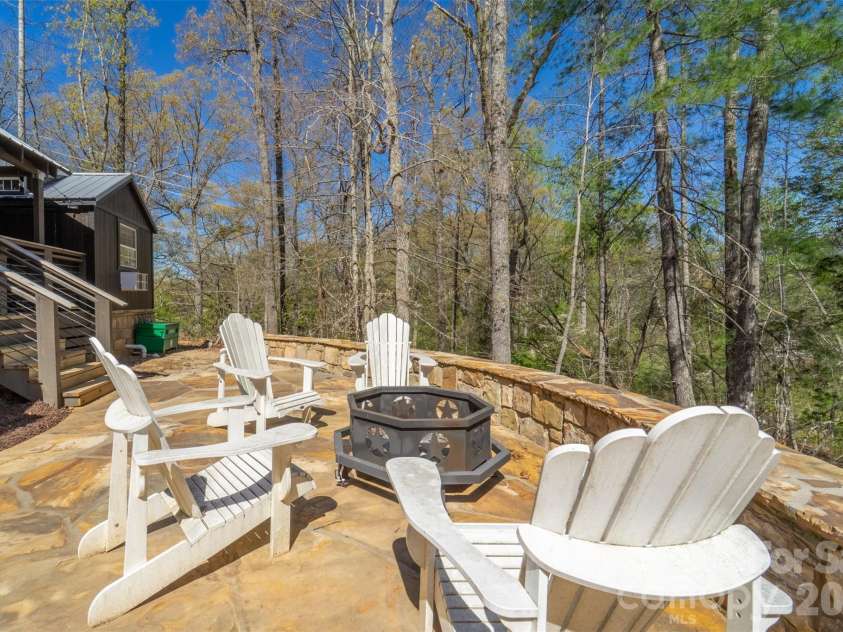 163 Simplicity Woods Drive, Franklin, NC 28734.  MLS# CAR4359834, YatesRealty ID 5001. 
