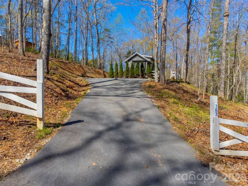 163 Simplicity Woods Drive, Franklin, NC 28734.  MLS# CAR4359834, YatesRealty ID 5001. 