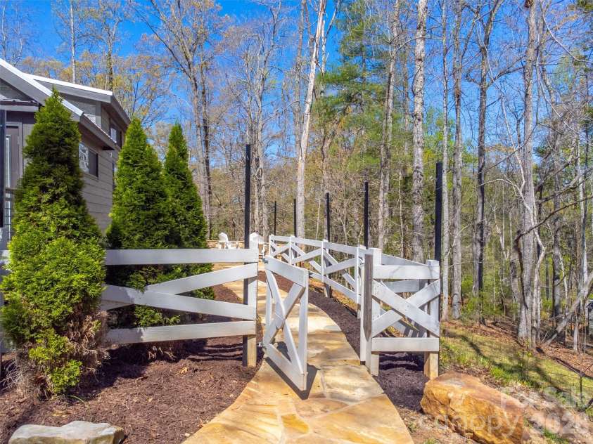 163 Simplicity Woods Drive, Franklin, NC 28734.  MLS# CAR4359834, YatesRealty ID 5001. 