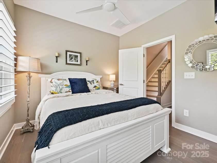 824 Broad River Lane, Charlotte, NC 28211.  MLS# CAR4278902, YatesRealty ID 5001. 