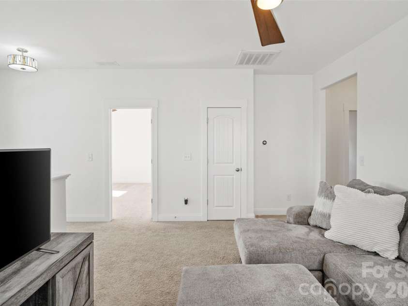 966 Herrons Ferry Road, Rock Hill, SC 29730.  MLS# CAR4423470, YatesRealty ID 50010. 