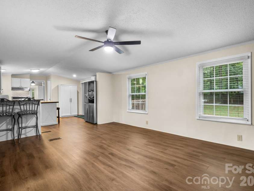 4838 Lakota Way Road, Maiden, NC 28650.  MLS# CAR4423259, YatesRealty ID 50014. 