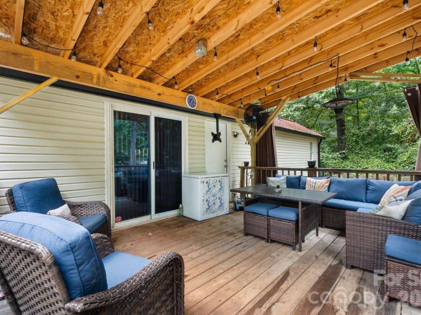 4838 Lakota Way Road, Maiden, NC 28650.  MLS# CAR4423259, YatesRealty ID 50014. 