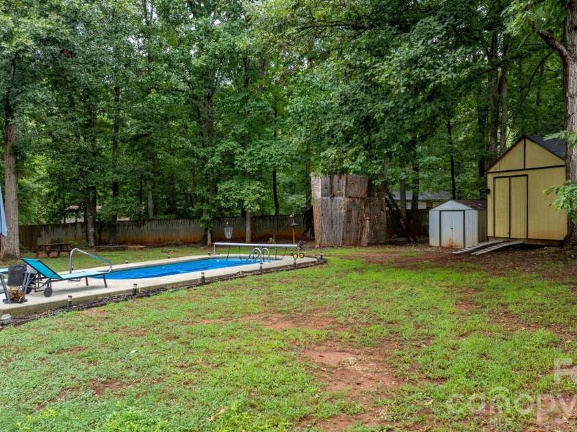 4838 Lakota Way Road, Maiden, NC 28650.  MLS# CAR4423259, YatesRealty ID 50014. 