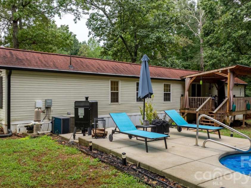 4838 Lakota Way Road, Maiden, NC 28650.  MLS# CAR4423259, YatesRealty ID 50014. 