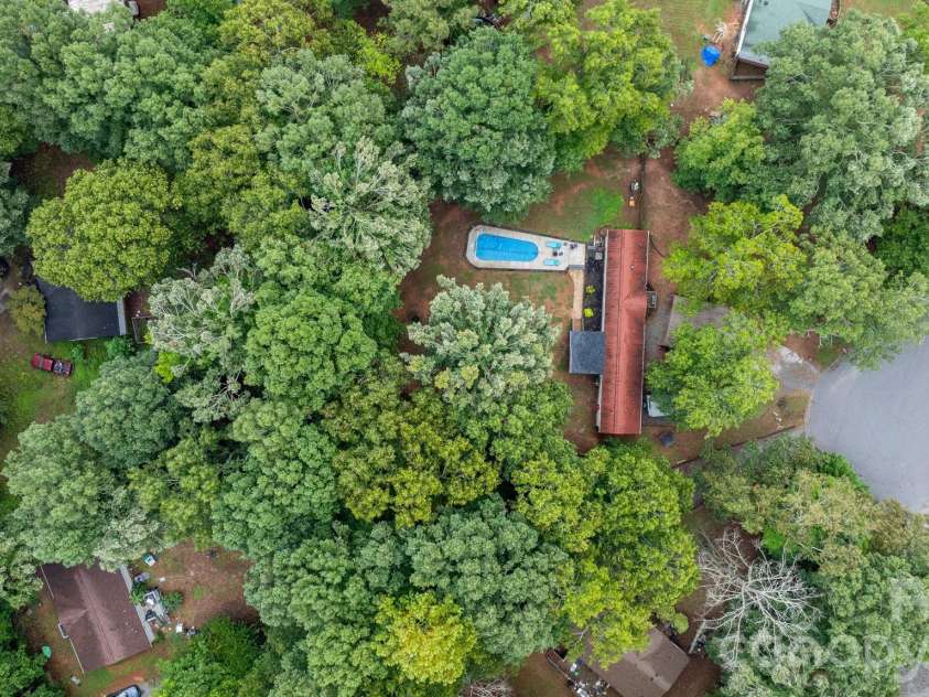4838 Lakota Way Road, Maiden, NC 28650.  MLS# CAR4423259, YatesRealty ID 50014. 