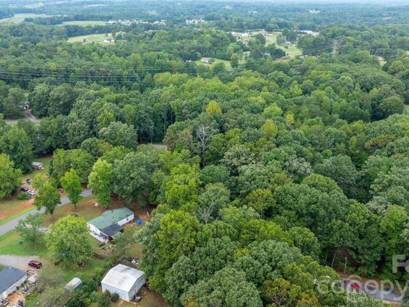 4838 Lakota Way Road, Maiden, NC 28650.  MLS# CAR4423259, YatesRealty ID 50014. 