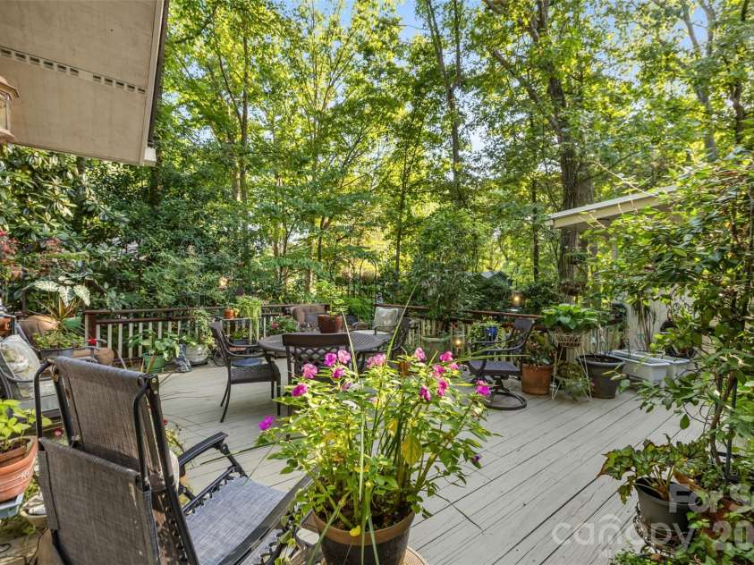 55 Heritage Drive, Lake Wylie, SC 29710.  MLS# CAR4423377, YatesRealty ID 50015. 