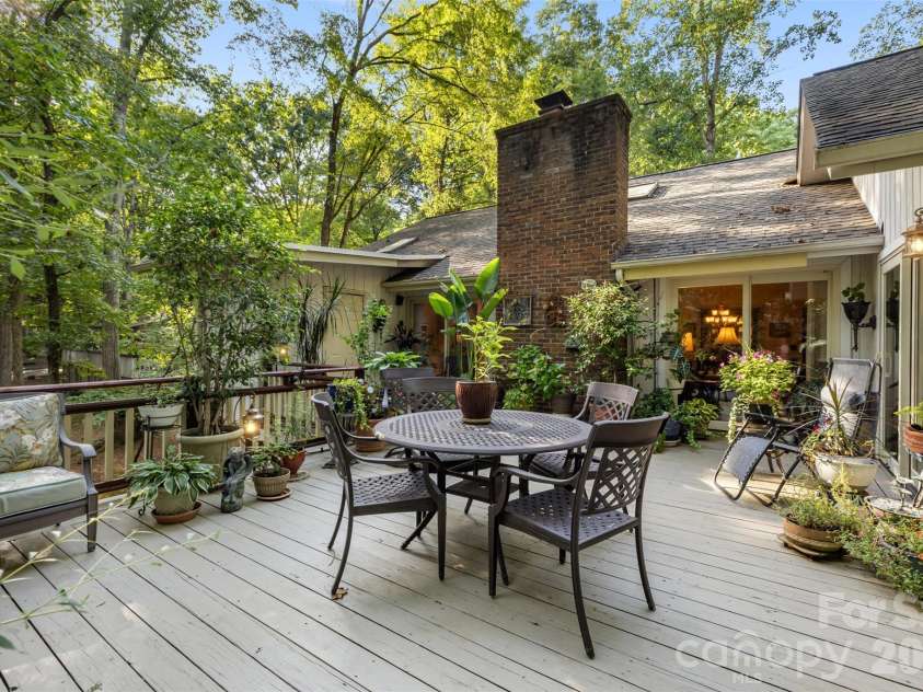 55 Heritage Drive, Lake Wylie, SC 29710.  MLS# CAR4423377, YatesRealty ID 50015. 