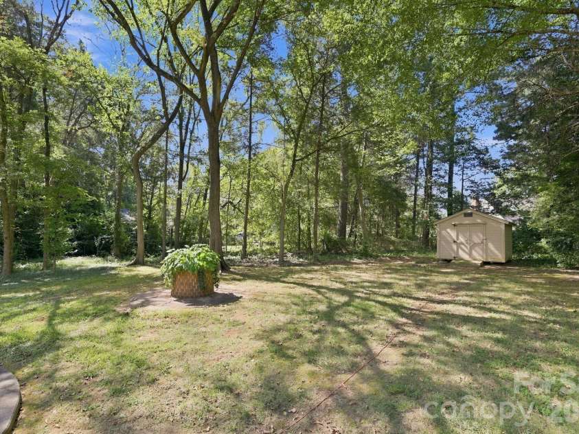 5421 Woodside Drive, Rock Hill, SC 29732.  MLS# CAR4423453, YatesRealty ID 50017. 