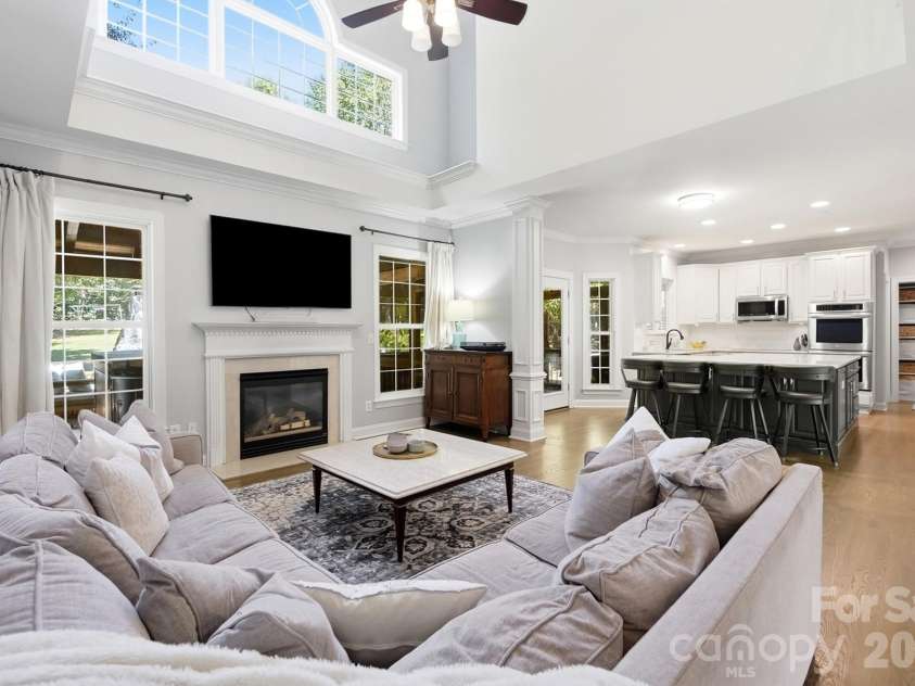 2529 Shady Reach Lane, Charlotte, NC 28214.  MLS# CAR4421103, YatesRealty ID 50018. 