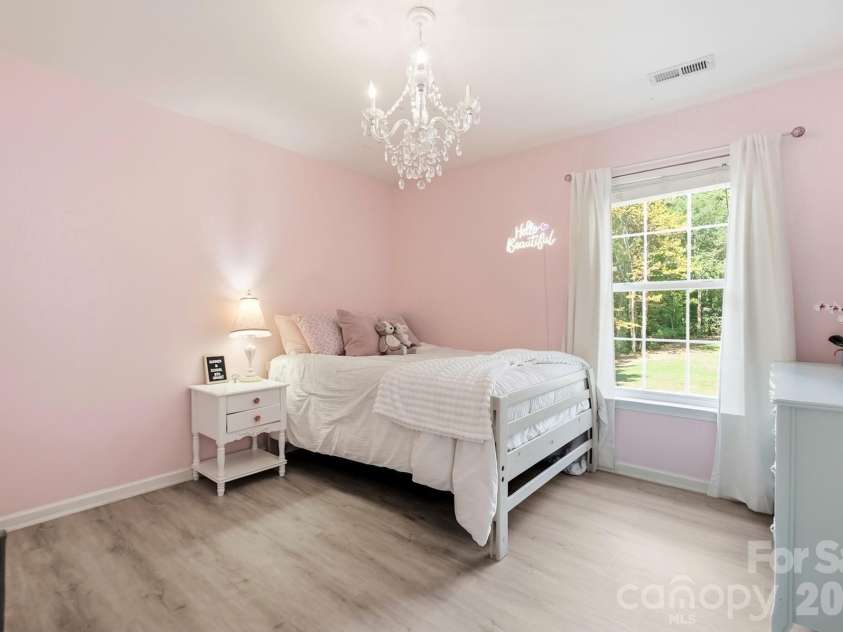 2529 Shady Reach Lane, Charlotte, NC 28214.  MLS# CAR4421103, YatesRealty ID 50018. 
