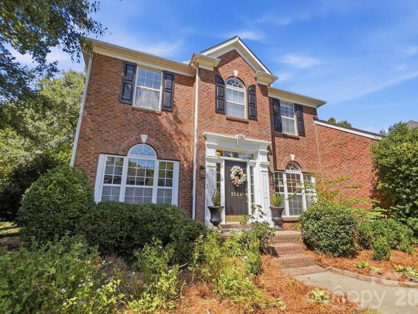 2529 Shady Reach Lane, Charlotte, NC 28214.  MLS# CAR4421103, YatesRealty ID 50018. 