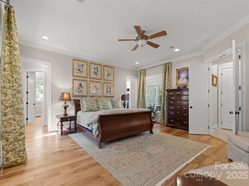 13215 Claysparrow Road, Charlotte, NC 28278.  MLS# CAR4225145, YatesRealty ID 5002. 