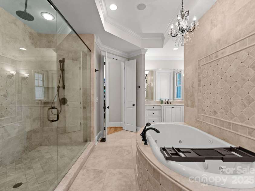 13215 Claysparrow Road, Charlotte, NC 28278.  MLS# CAR4225145, YatesRealty ID 5002. 