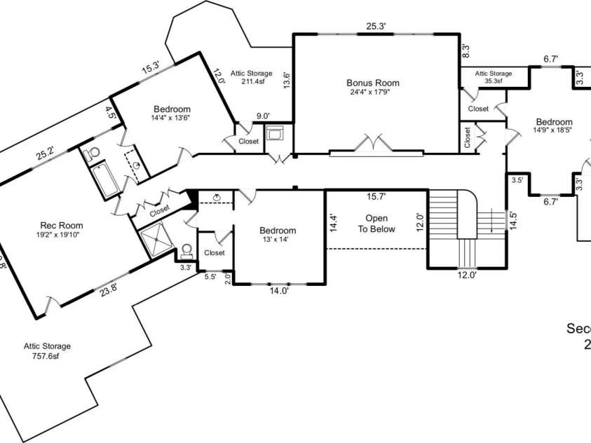 13215 Claysparrow Road, Charlotte, NC 28278.  MLS# CAR4225145, YatesRealty ID 5002. Upper floor living area