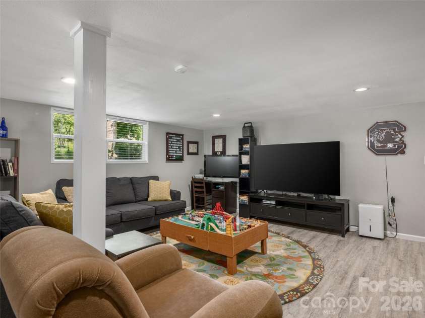 182 Locust Court, Arden, NC 28704.  MLS# CAR4423530, YatesRealty ID 50021. 