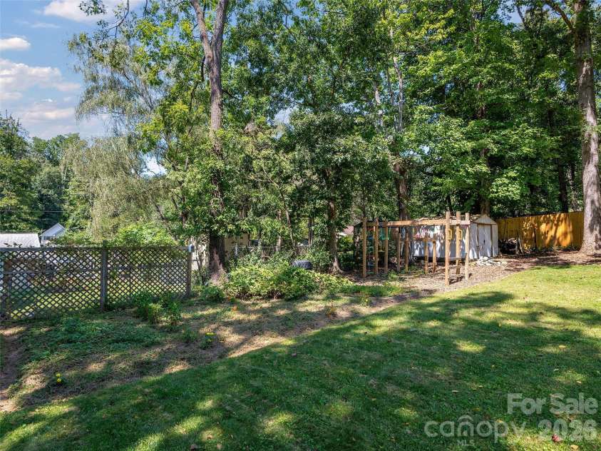 182 Locust Court, Arden, NC 28704.  MLS# CAR4423530, YatesRealty ID 50021. 