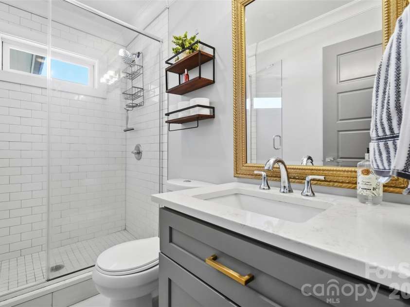 1901 Clearwood Lane, Charlotte, NC 28214.  MLS# CAR4422726, YatesRealty ID 50028. 