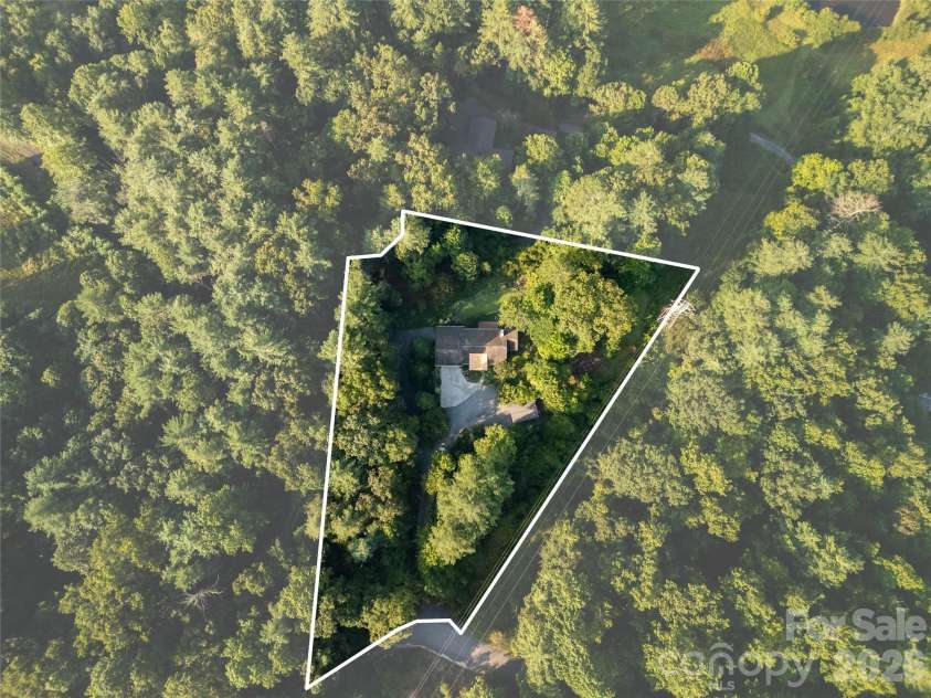 374 Riverside Estate Road, Brevard, NC 28712.  MLS# CAR4418900, YatesRealty ID 50031. 