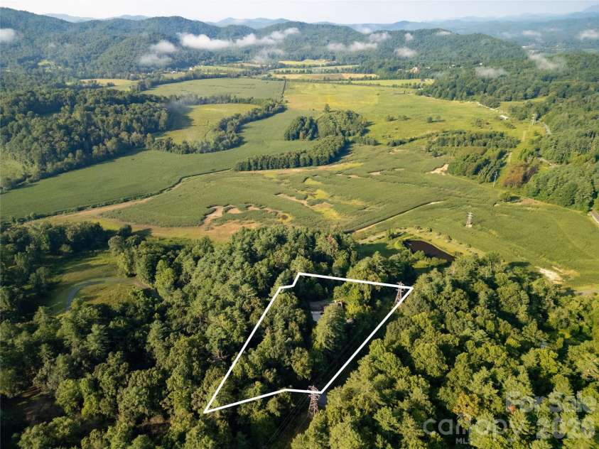 374 Riverside Estate Road, Brevard, NC 28712.  MLS# CAR4418900, YatesRealty ID 50031. 