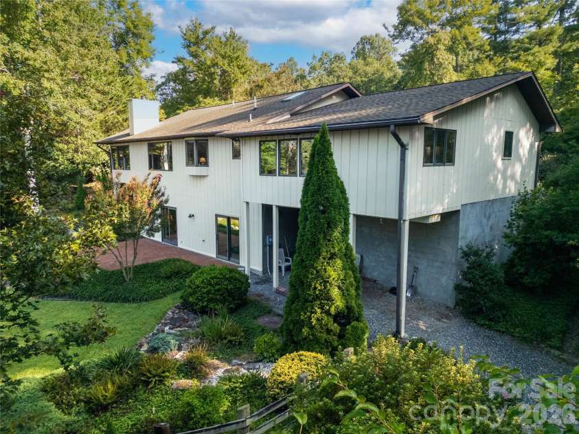 374 Riverside Estate Road, Brevard, NC 28712.  MLS# CAR4418900, YatesRealty ID 50031. 