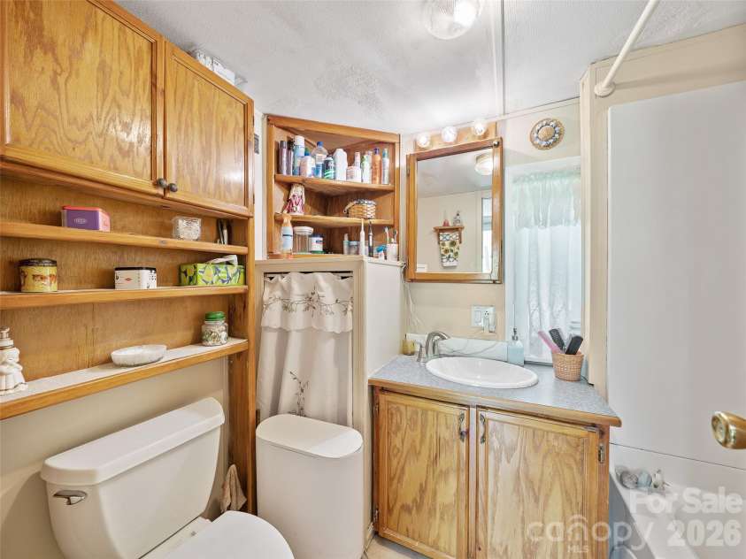 1115 Glenn Bridge Road, Arden, NC 28704.  MLS# CAR4423534, YatesRealty ID 50032. 