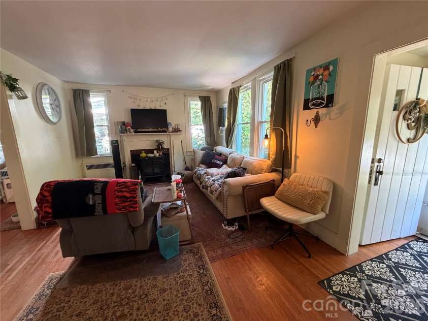 177 6th Street, Rutherfordton, NC 28139.  MLS# CAR4422598, YatesRealty ID 50036. 