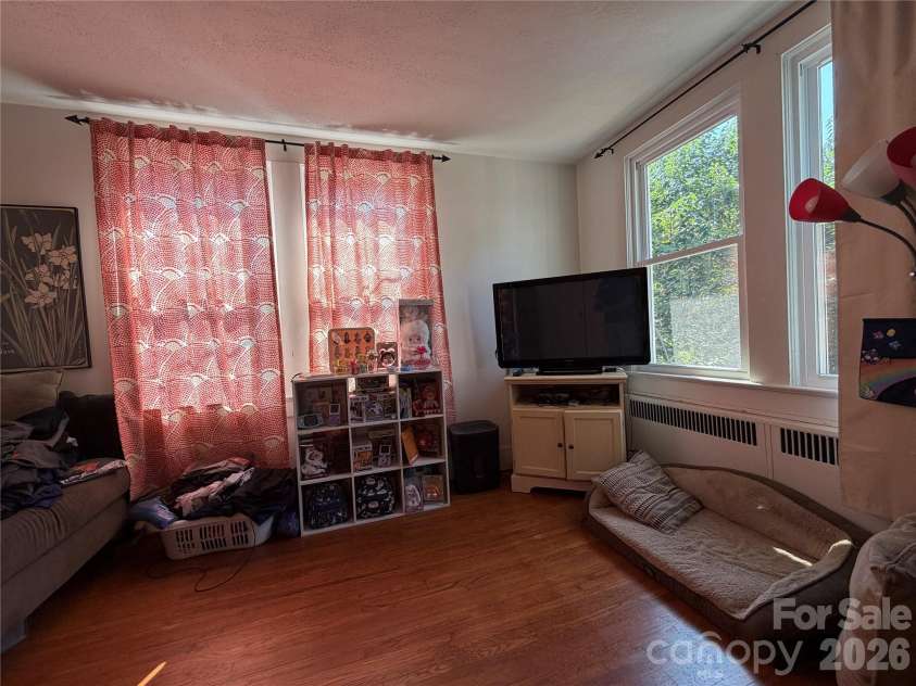 177 6th Street, Rutherfordton, NC 28139.  MLS# CAR4422598, YatesRealty ID 50036. 